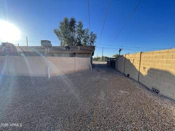 1328 Cochise Dr, Phoenix, AZ 85021