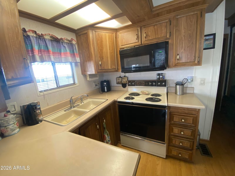 1328 Inuit Ave, Apache Junction, AZ 85119