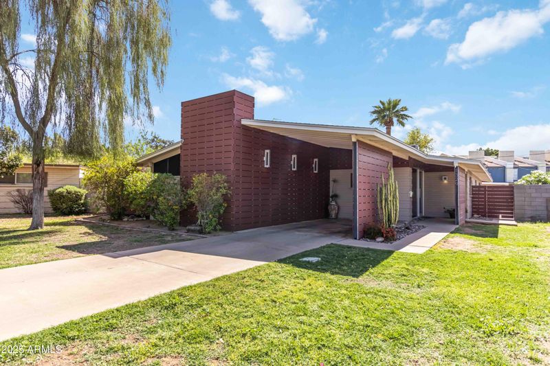 1329 E Catalina Dr, Phoenix, AZ 85014