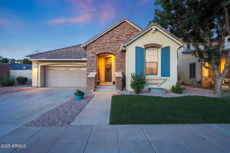13295 153rd Ln, Surprise, AZ 85379