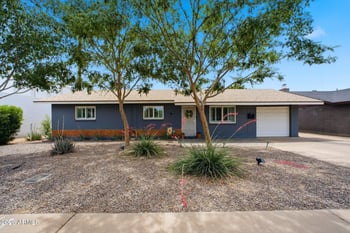 133 Alameda Dr, Tempe, AZ 85282
