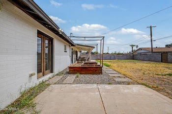 133 W Balboa Dr, Tempe, AZ 85282