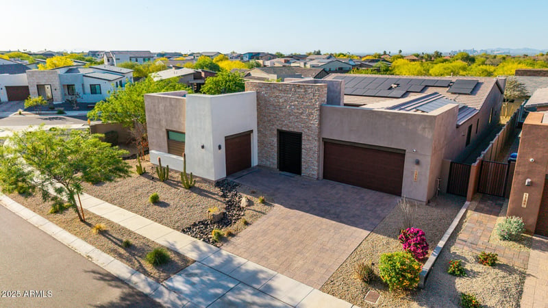 1330 E Monte Way, Phoenix, AZ 85042