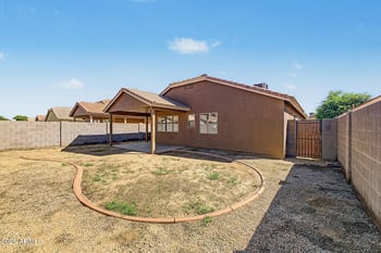 1330 E Vernoa St, San Tan Valley, AZ 85140