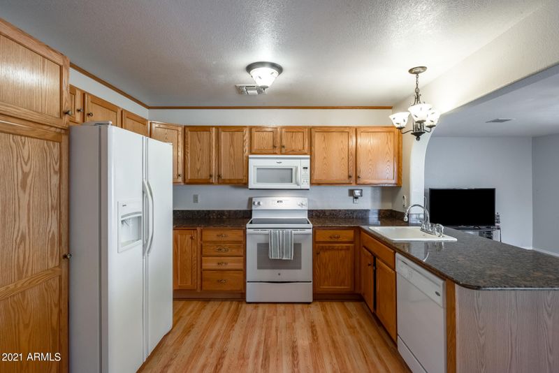 1330 W Hononegh Dr, Phoenix, AZ 85027