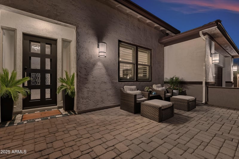 1331 Arroyo Verde Dr, San Tan Valley, AZ 85140