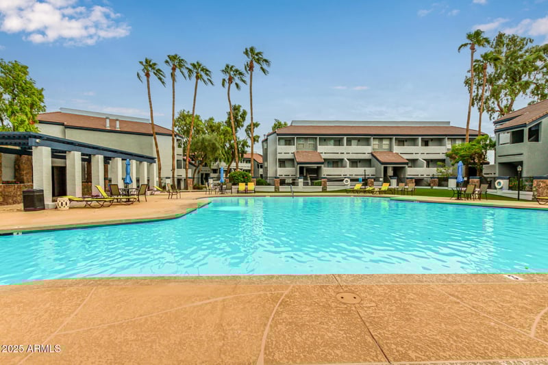 1331 Baseline Rd #102, Mesa, AZ 85202