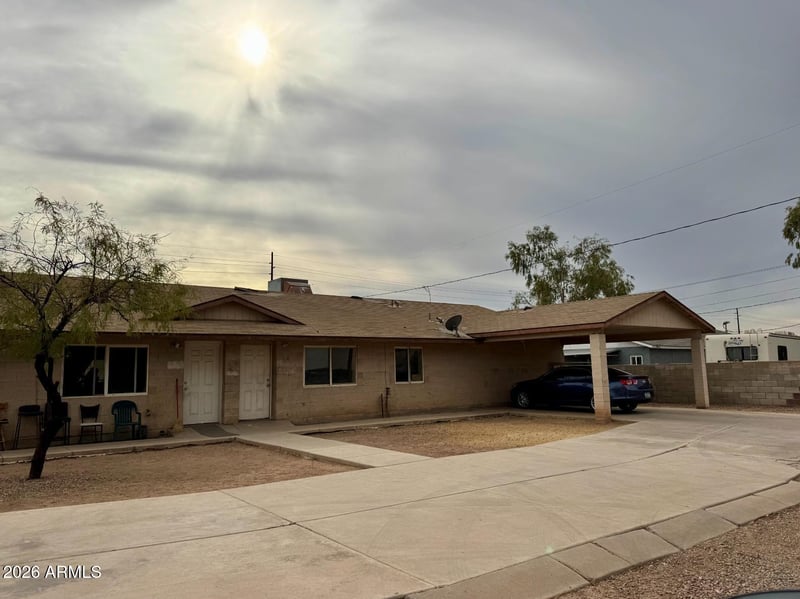 1331 E Pueblo Ave, Phoenix, AZ 85040