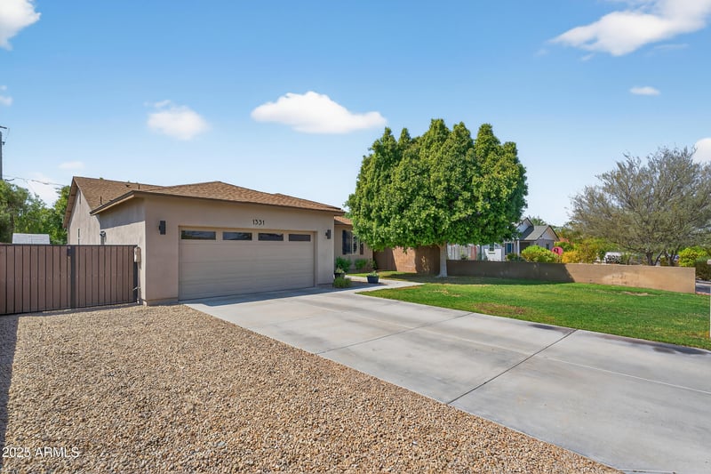 1331 Kaler Dr, Phoenix, AZ 85020