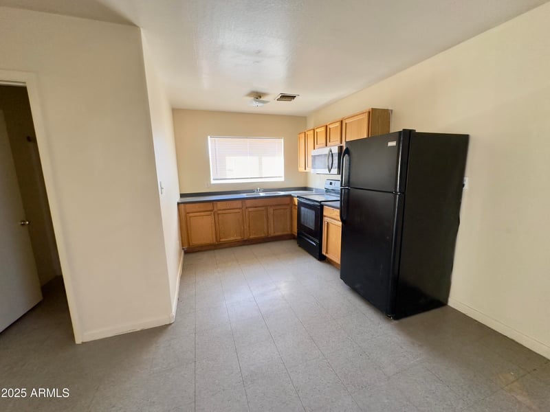 1331 Pueblo Ave, Phoenix, AZ 85040