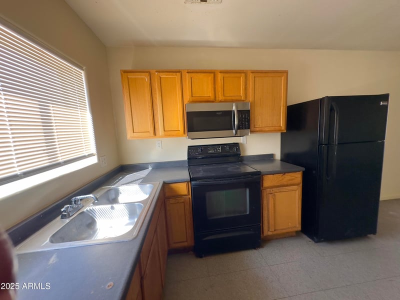1331 Pueblo Ave, Phoenix, AZ 85040
