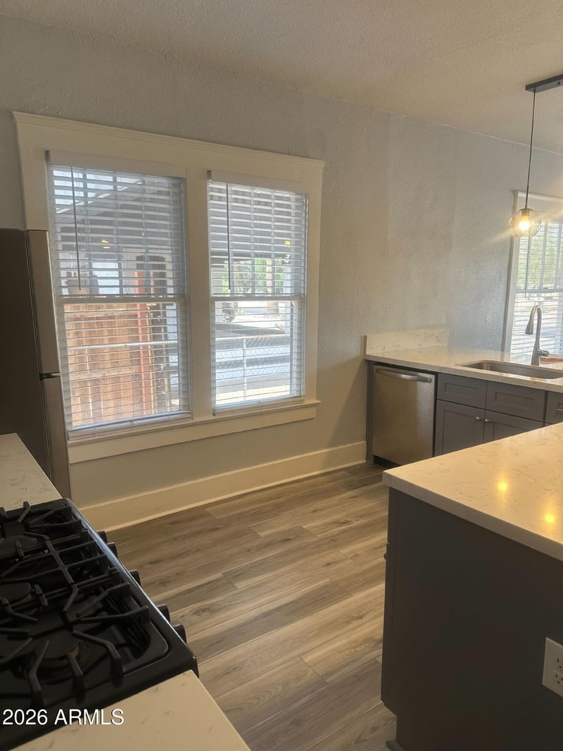 1331 W Monroe St, Phoenix, AZ 85007