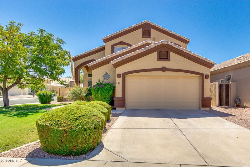 1331 W Seashore Dr, Gilbert, AZ 85233