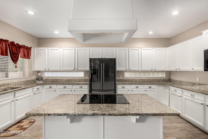13313 Palo Verde Dr, Litchfield Park, AZ 85340