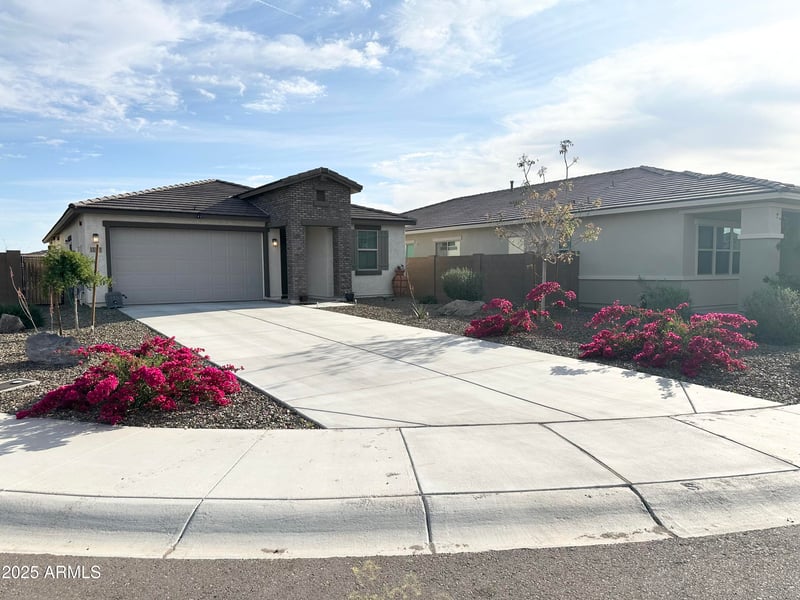 13317 Dale Ln, Peoria, AZ 85383