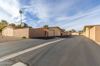 13318 Stonebrook Dr, Sun City West, AZ 85375