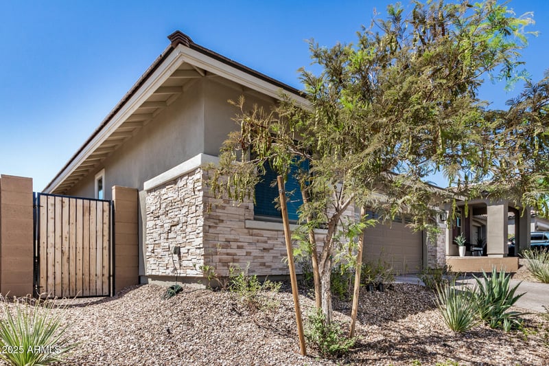 13319 Red Range Way, Peoria, AZ 85383