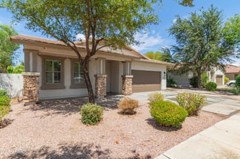 1332 Cassia Ln, Gilbert, AZ 85298