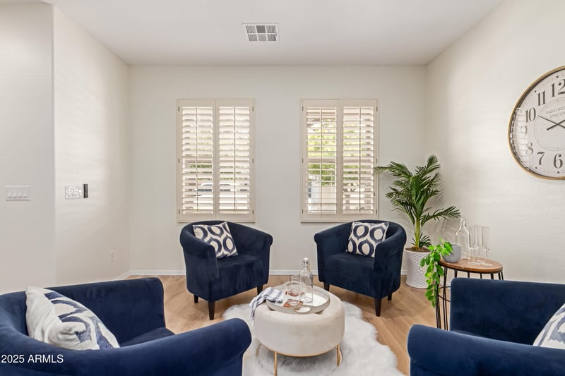 1332 Cassia Ln, Gilbert, AZ 85298