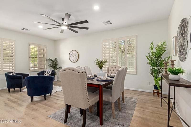 1332 Cassia Ln, Gilbert, AZ 85298