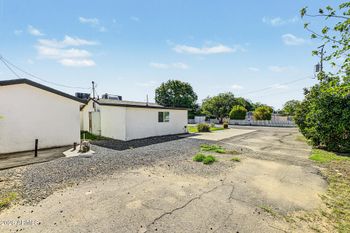 1332 E Campbell Ave, Phoenix, AZ 85014