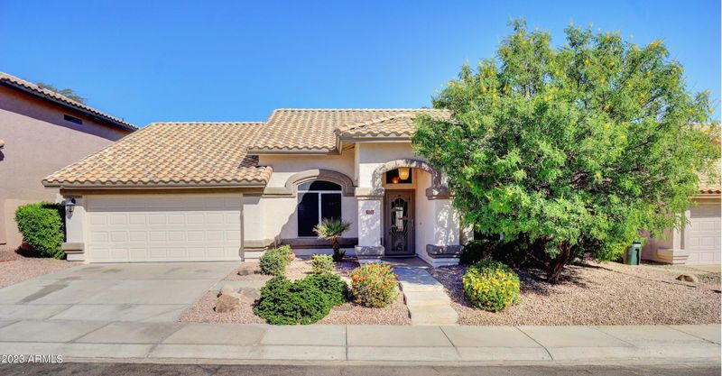1332 E Wildwood Dr, Phoenix, AZ 85048