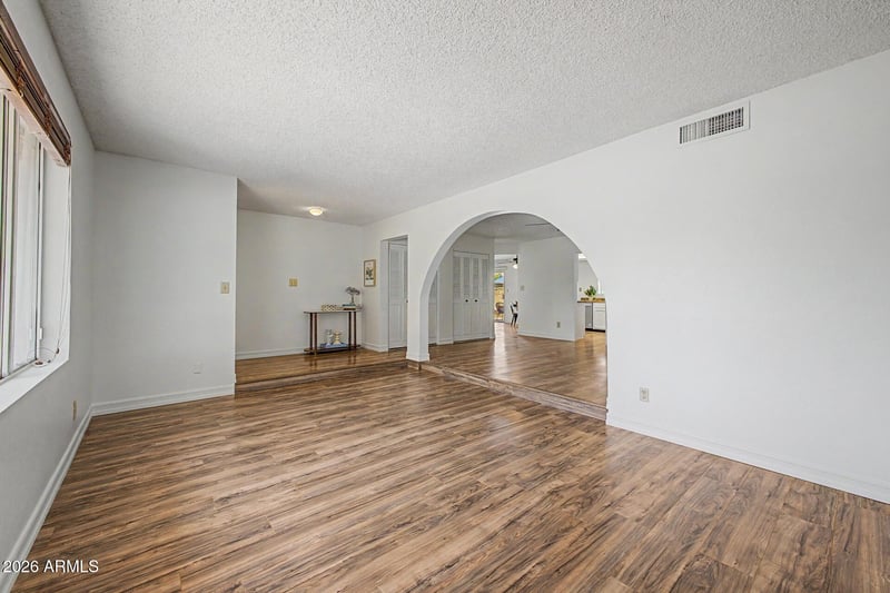 1332 W Laguna Azul Ave, Mesa, AZ 85202