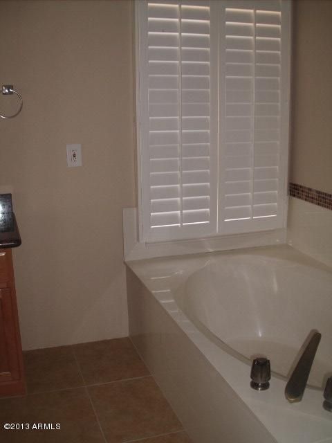 1332 W Muirwood Dr, Phoenix, AZ 85045