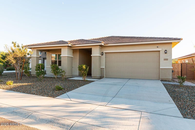 13321 Dale Ln, Peoria, AZ 85383
