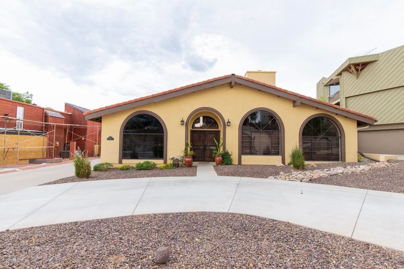 1333 E Las Palmaritas Dr, Phoenix, AZ 85020