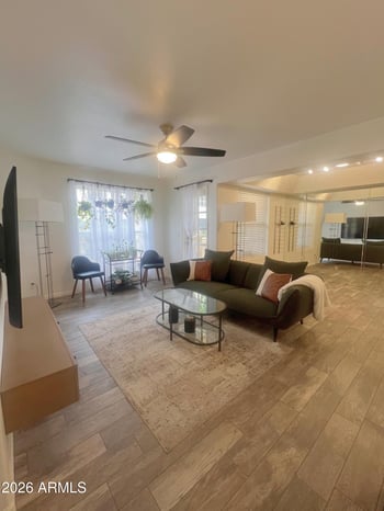 1333 Morten Ave #117, Phoenix, AZ 85020