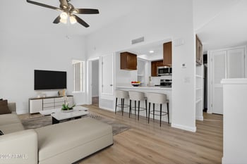 1333 Morten Ave #230, Phoenix, AZ 85020