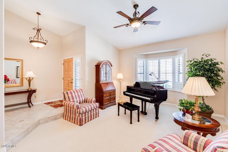 1333 W Sunset Ct, Gilbert, AZ 85233
