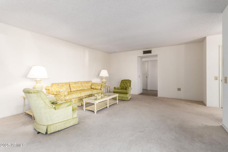 13335 Hardwood Dr, Sun City West, AZ 85375