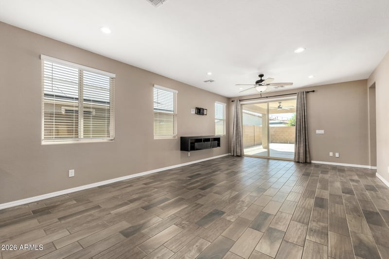 13335 Briles Rd, Peoria, AZ 85383