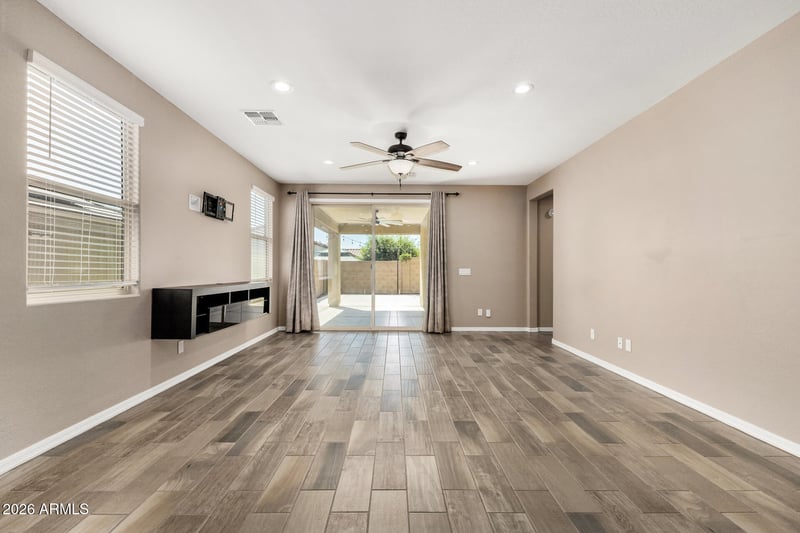 13335 Briles Rd, Peoria, AZ 85383