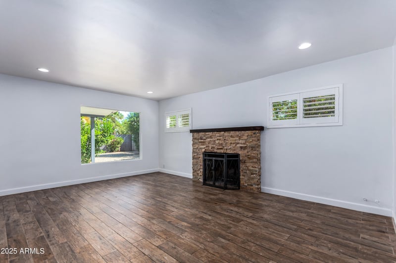 1334 Sells Dr, Phoenix, AZ 85013