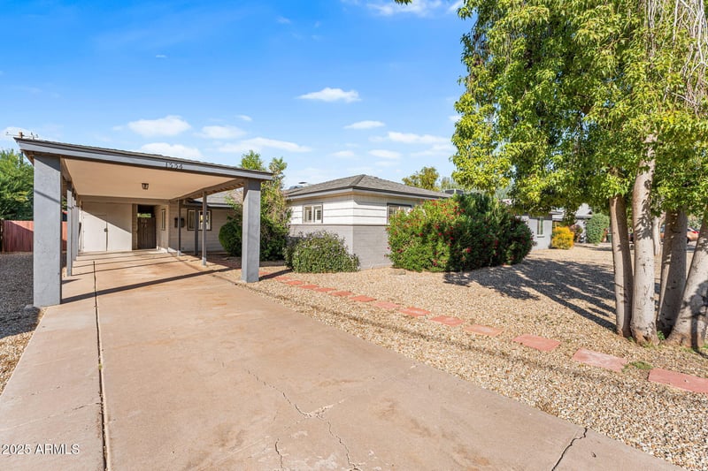 1334 Sells Dr, Phoenix, AZ 85013