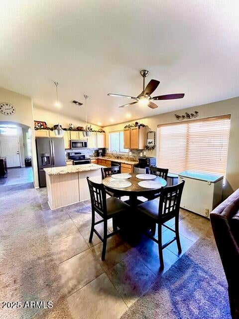 13341 Ocotillo Ln, Surprise, AZ 85374