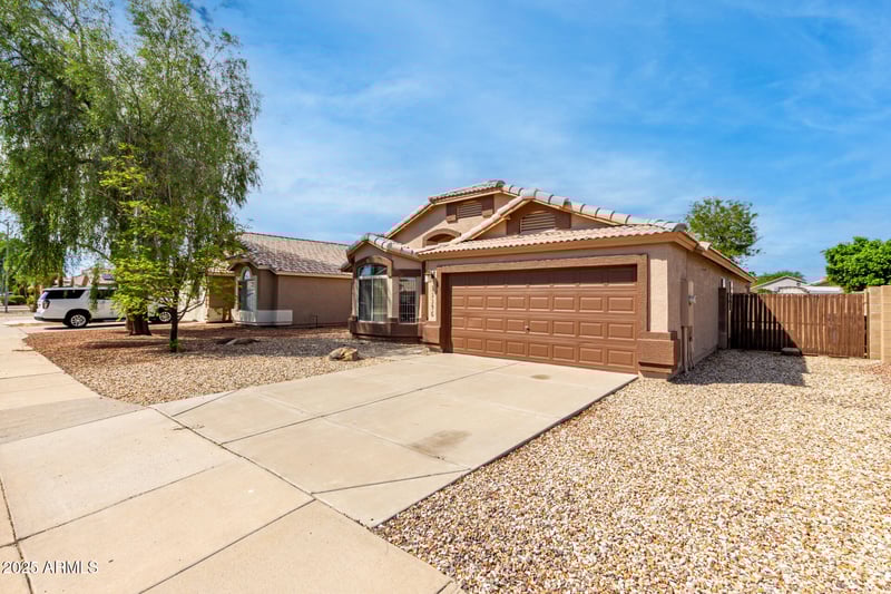 13346 Saguaro Ln, Surprise, AZ 85374