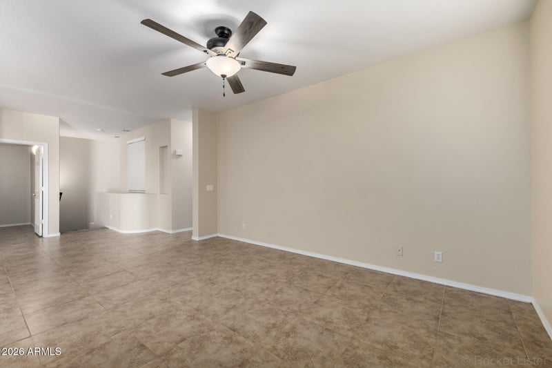 1335 June St #202, Mesa, AZ 85203