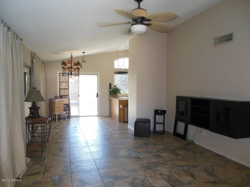1335 E Muriel Dr, Phoenix, AZ 85022