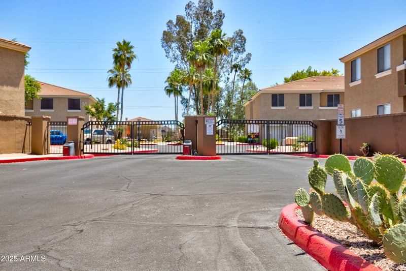 1335 June St #221, Mesa, AZ 85203