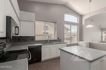 1335 Larkspur St, Gilbert, AZ 85296