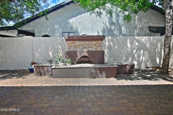 1335 Sunburst Ln, Tempe, AZ 85284