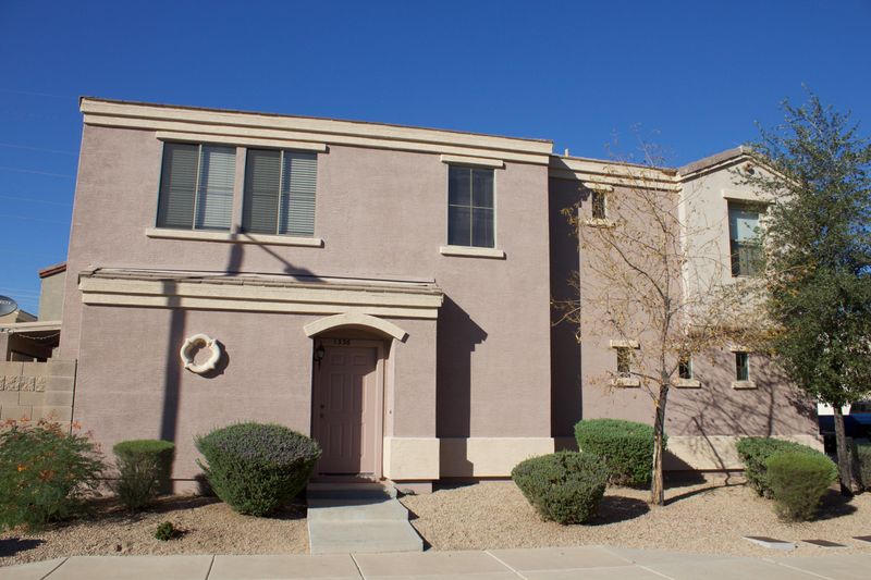 1336 E Dunbar Dr, Phoenix, AZ 85042