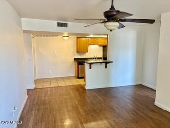 1336 E Mountain View Rd E #101, Phoenix, AZ 85020