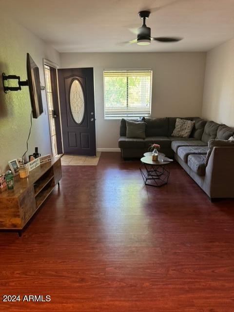 1336 Mountain View Rd #202, Phoenix, AZ 85020