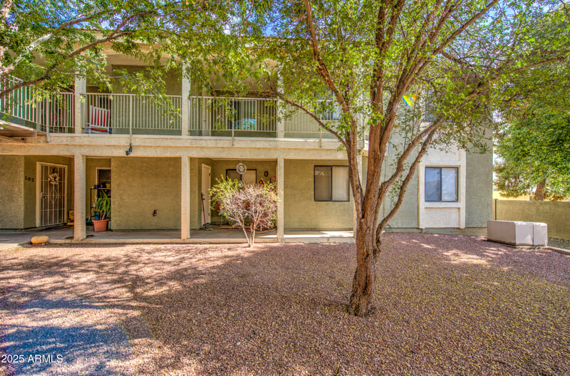 1336 Mountain View Rd #209, Phoenix, AZ 85020