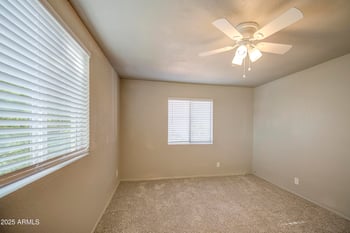 1336 Mountain View Rd #209, Phoenix, AZ 85020